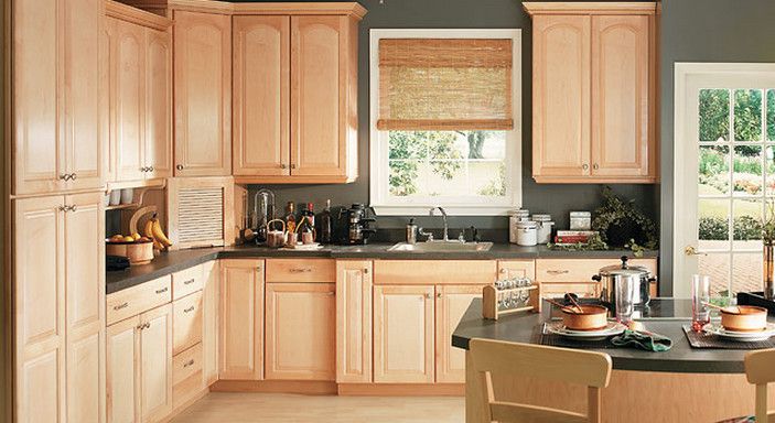 Top Paint Colors to Complement Maple Cabinets