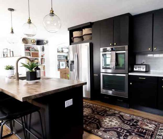 Black-Painted-Cabinets