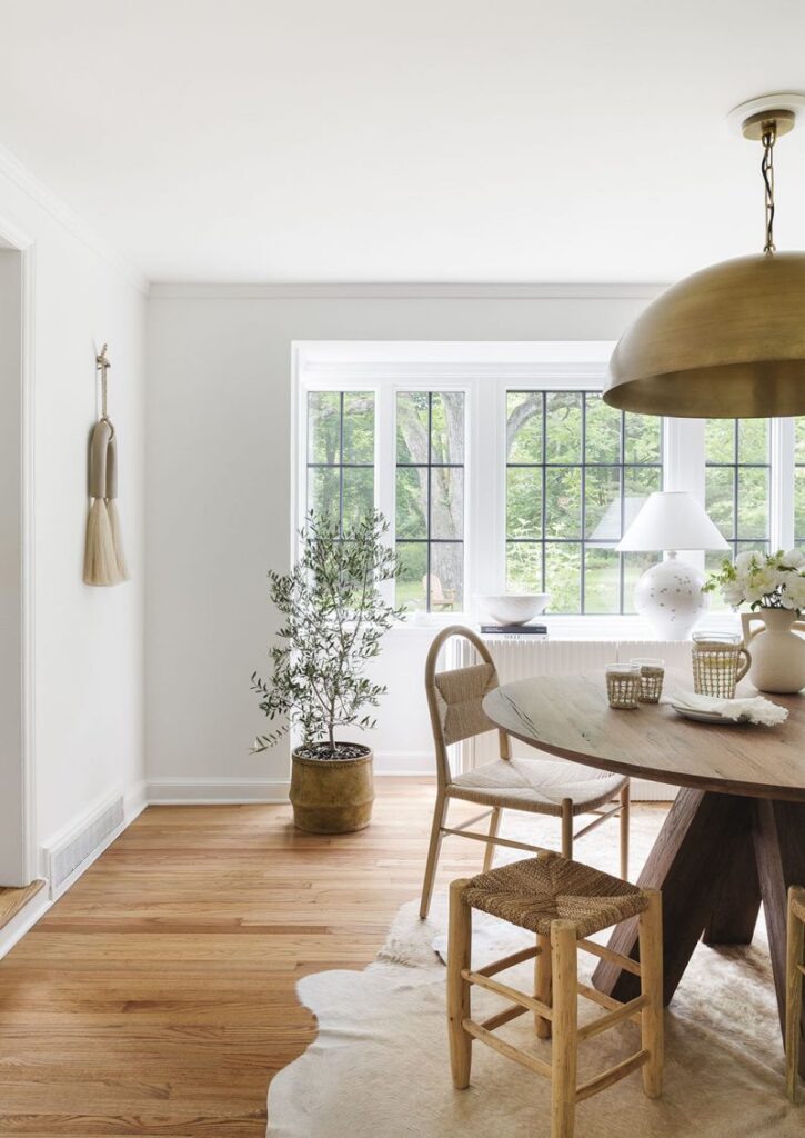 Discover Our Top 5 Benjamin Moore White Paints for a Timeless and Elegant Look