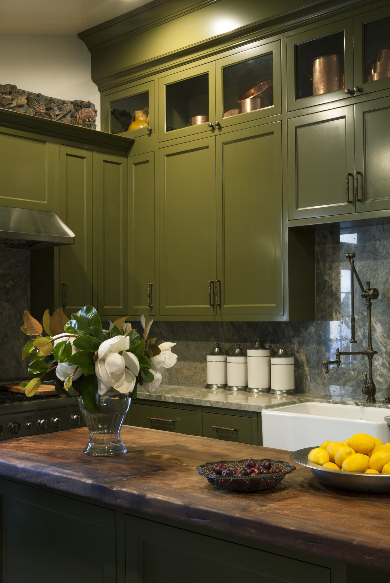 The Pros and Cons of Olive Green Cabinets: Is It the Right Choice for ...
