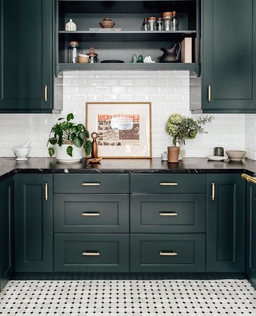 Green Kitchen Cabinets 4 