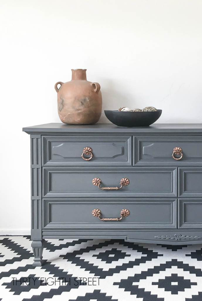 How to Paint Furniture